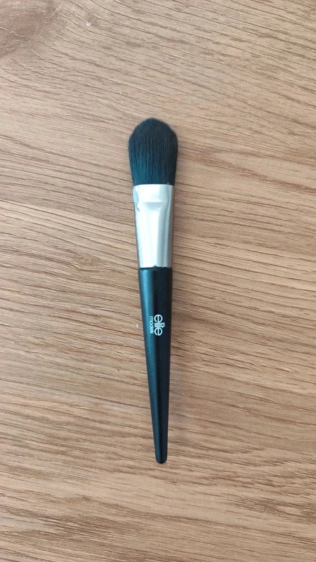 Pinceau visage Elite modèle maquillage fond de teint profession neuf - Elite